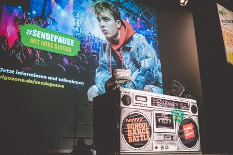 Bühne des School Dance Battles