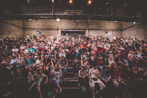 Publikum des School Dance Battles