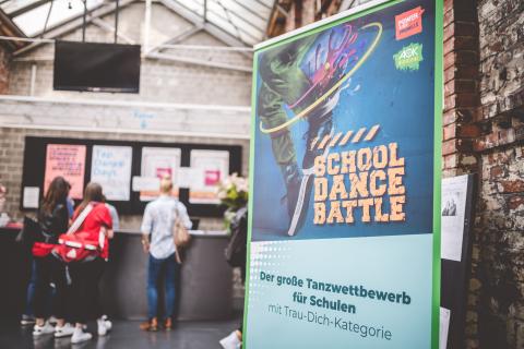 School Dance Battle Impression